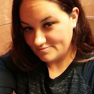 Meet your Posher, Marisa